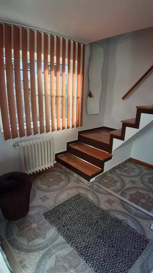 Casa Ultracentral Suceava Villa Esterno foto
